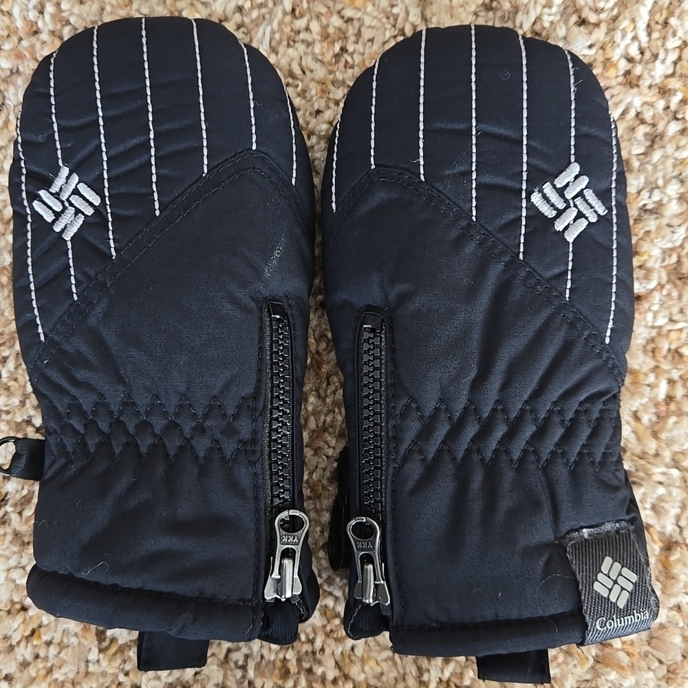 Columbia Black Quilted Baby Mittens for Winter, Like New